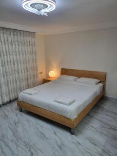Large 1bedroom apart Deir Ghbar - Umm Uthainah - 4