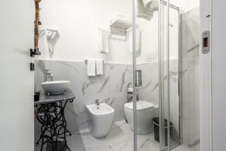 SOHO Piaggiarelle by Dasso - Guest House - 7