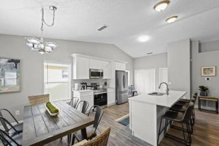 Retreat with Heated Pool in a Serene Community - Kissimmee - 7