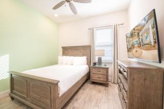 Brilliant Cottage Near Disney With Margaritaville Resort & Island H2O Access - 8090Kd - 2