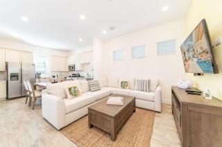 Charming Cottage 3 Miles From Disney With Margaritaville Resort Island H2O Access - 8083Kd - Orlando - 8