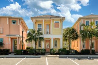 Inviting Cottage With Private Hot Tub Near Disney With Margaritaville Resort Island H2O Access - 8072Dr - Orlando - 0