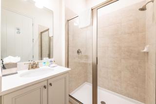 Happy Ours Cottage Near Disney With Private Hot Tub And Margaritaville Resort Access - 3086KL - Orlando - 3
