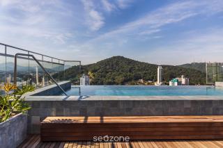RUP - Studios Equipados em Prédio com Piscina - 9