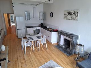Lons centre T1 rue du commerce - Lons-le-Saunier - 1