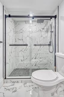 Modern 3 Bdr Homeapt Mins To Notlwineriesfalls - St. Catharines - 7