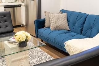 Modern 3 Bdr Homeapt Mins To Notlwineriesfalls - St. Catharines - 3