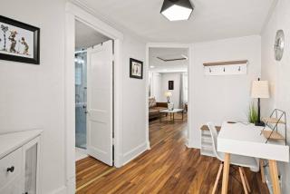 The Heights Nook Peaceful Getaway with a Den - 4