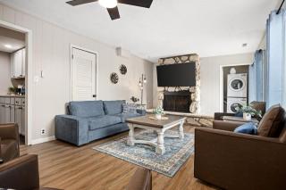 Peaceful Park Living - 3BD 10mins to DT Peoria - - 9