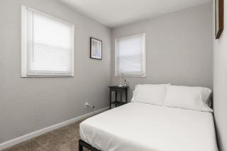VERDE VIBES - Cute 2BD home in the Heights - Peoria Heights - 3