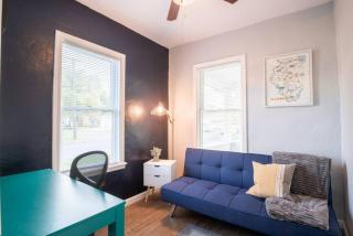 THE CORNER COTTAGE - Contemporary 2BD in Peoria - 7