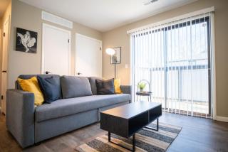 THE BLACK STRAT an iconic, new age apartment - Peoria - 0