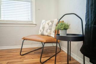 ABODE ON ATLANTIC - Spacious 2BD in the Heights - 5