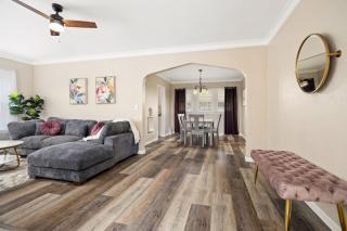 Tranquil 3 Bed Retreat Sleeps 7 - Peoria - 1
