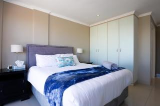 2 Bedroom Oceanfront Apartment with Sea Views - 7