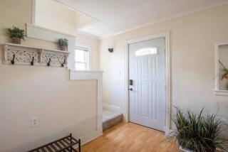 HEIGHTS HOMESTEAD - a farmhouse style cottage - 4