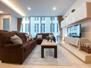 Extravagant Apt 65 sqm 1BR - Ultra Fast Wifi - Silom - 6