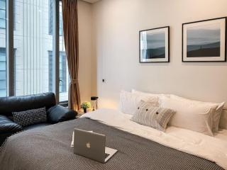 Transquil Residents 65 SQM - Ultra Fast Wifi - Silom - Bangkok - 4