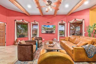 Stunning Secluded Ranch, Sleeps 8, Pool and Jacuzzi - Fountain Hills - 4