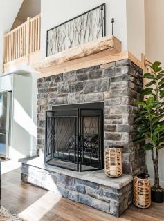 Wintervue-beautiful home at Alpine Lake - 9