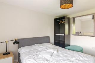 Furzen Farmhouse - Quiet Alternative to a Hotel - Cirencester - 6
