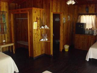 Graham's Place - 4