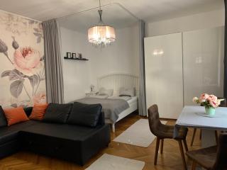 Viki Apartmanház - Dorog - 2
