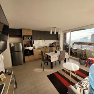 Hermoso Departamento Céntrico con Estacionamiento - 8