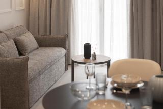 Urban Folks Sokratous - 1