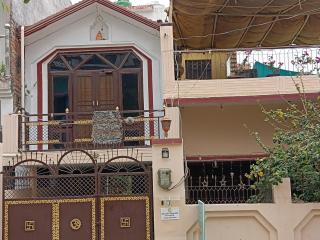 DS Home - Alambagh - 7