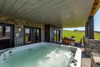 The Crooked Oak Lodge Deep Creek Indoor Pool-Hot Tub-Dogs Welcome - - 5
