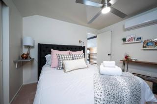 Amazing Pineview Hideaway with Hot Tub and Stunning Views - Ski/Lake Village Condominium - 4