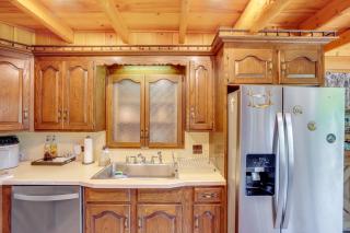 Private Hot Tub Hudson Valley Cabin Retreat! - - 1