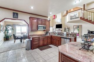 Waterfront Lake Eufaula Home Multi-Level Balcony - Eufaula - 3