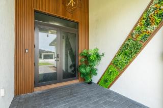 The Luxe Retreat - 8