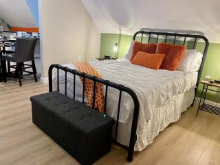 Twist of Orange by TWU - Denton - 2