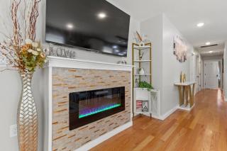 Luxury Gated home near NYC and EWR with free Parking - 1