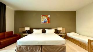 One Pacific Hotel and Serviced Apartments - George Town - 7