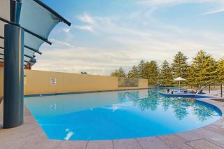 Ocean View Private Cronulla Apartment - Cronulla - 8