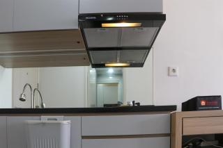 Comfort Stay Studio Apartment at Tokyo Riverside PIK 2 By Travelio - Rawalembang - 4