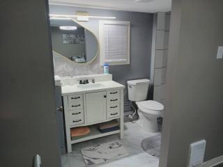 Stunning 2 bedroom and 2 bath mobile home - - 5