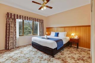 Robyn's Nest Lakeside Resort - Merimbula - 1