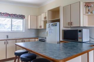 The Surf Way Cottage Berrara - Berrara - 1