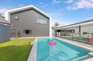 Coastal-Country Family Haven in Currumbin Pool Spa - 7