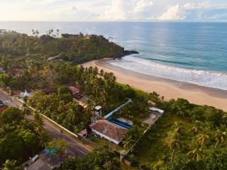 Amazing Talalla Villa - 2