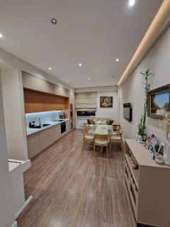 Downtown Modern Apartment - 0