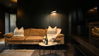 Noir - Daylesford - 6