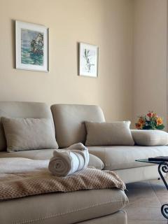 85m2 Stunning Sunset Couple Apartment - 2