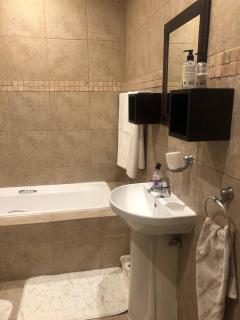 Secure Executive Apartment, WiFi, Solar Power, Netflix - Joanesburgo - 3