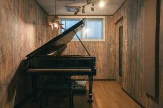 Grand Piano & Shinjuku 5min walk from station - 5